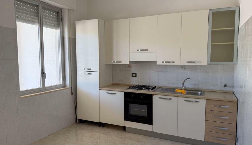 Thumbnail von Aparte Villa nur dreißig Kilometer von der Hauptstadt Palermo, zwei Schlafzimmer, Meerblick, Potenzial einer Traum-Dachterrasse und prima Verkehrsanbindung