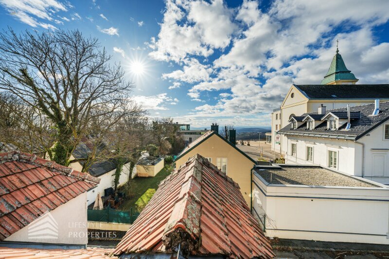 Thumbnail von Exklusives Baugrundstück in einzigartiger Lage mit Einreichplanung!