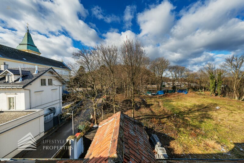 Thumbnail von Exklusives Baugrundstück in einzigartiger Lage mit Einreichplanung!