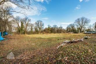 Thumbnail von Exklusives Baugrundstück in einzigartiger Lage mit Einreichplanung!