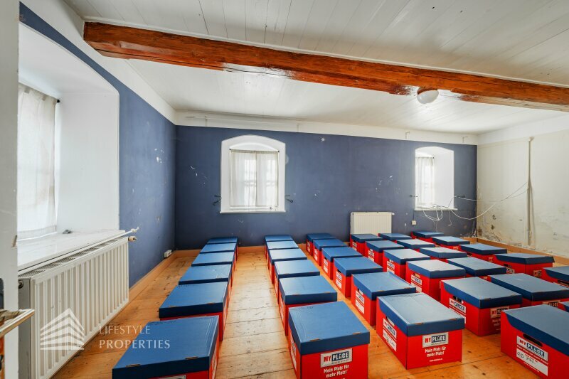 Thumbnail von Exklusives Baugrundstück in einzigartiger Lage mit Einreichplanung!