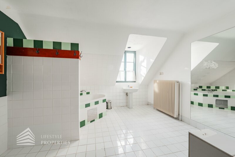 Thumbnail von Exklusives Baugrundstück in einzigartiger Lage mit Einreichplanung!