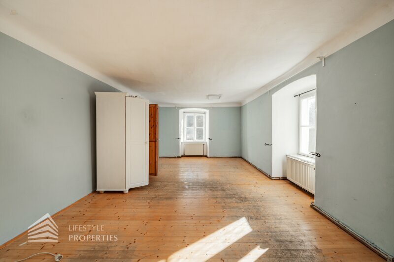 Thumbnail von Exklusives Baugrundstück in einzigartiger Lage mit Einreichplanung!