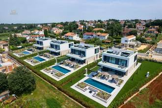 Thumbnail von Moderne Villa mit Swimmingpool und Dachterrasse, Region Porec