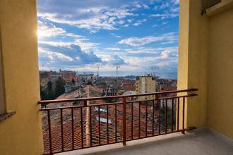 Thumbnail von Modern eingerichtete Wohnung mit Meerblick im Stadtzentrum