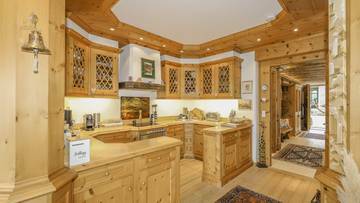 Thumbnail von Exklusive Wohnung in luxuriöser Anlage mit Indoorpool