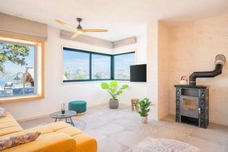 Thumbnail von Mediterranes Anwesen mit Steinhaus, Swimmingpool und großem Grundstück