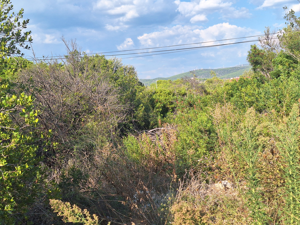 Thumbnail von Region Sibenik, Zablace: Geräumiges Baugrundstück in Nähe von Meer und Marina