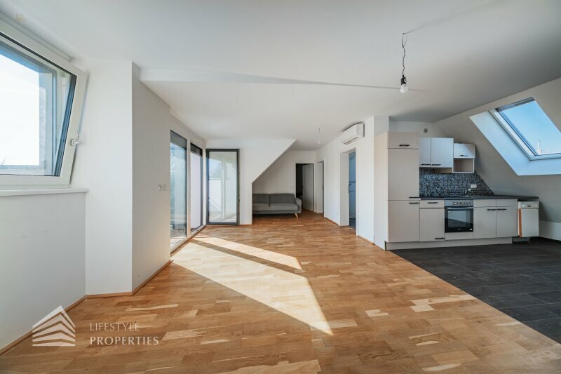 Thumbnail von Traumhafte 3-Zimmerwohnung mit Balkon, Nähe Schloss Hetzendorf