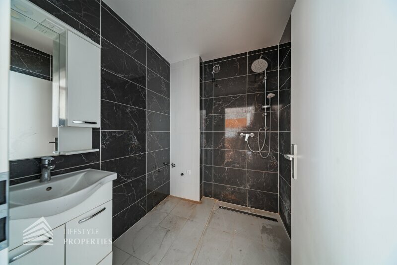 Thumbnail von Traumhafte 3-Zimmerwohnung mit Balkon, Nähe Schloss Hetzendorf