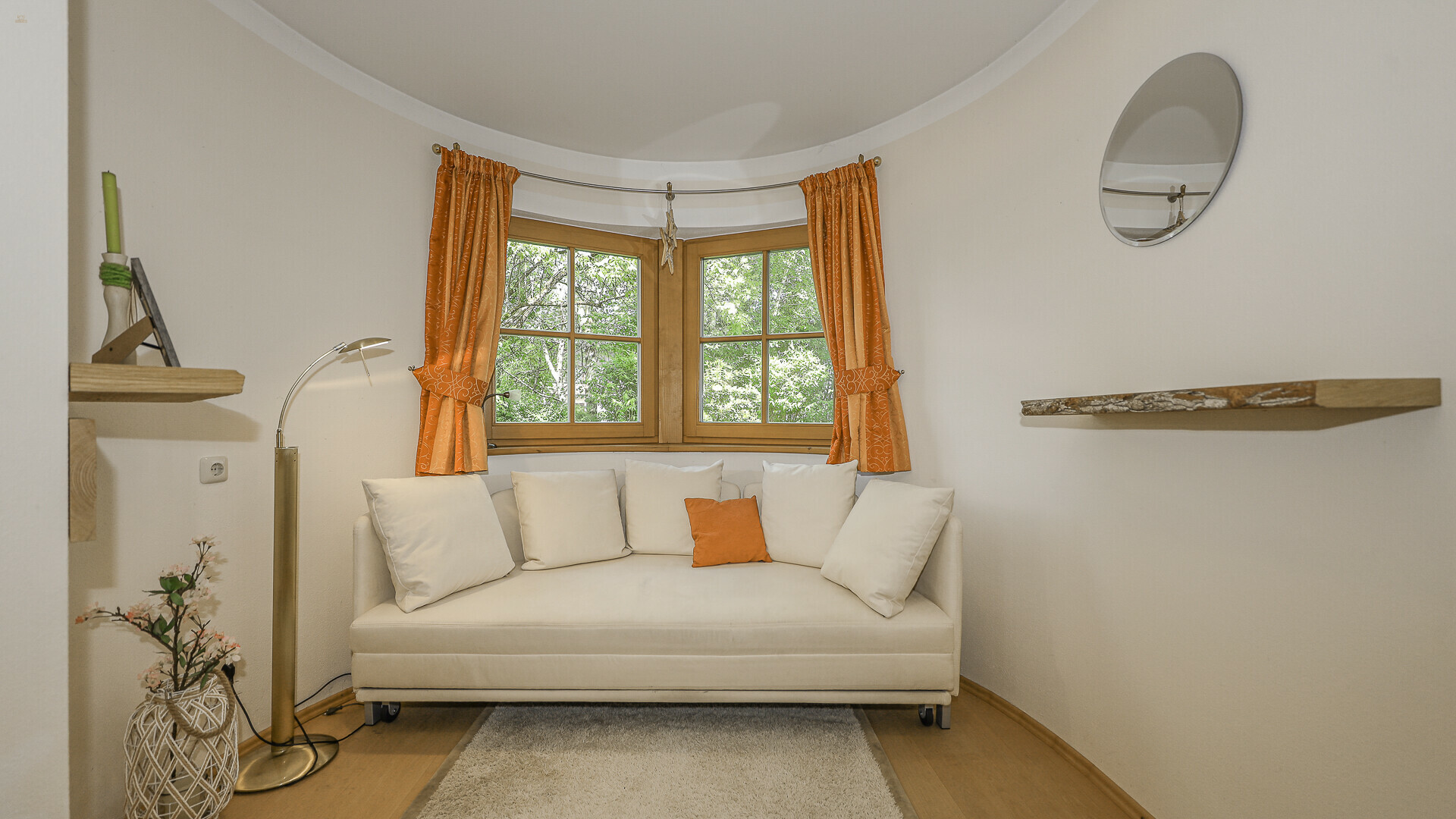 Thumbnail von Großzügiges Landhaus mit Horn- und Kaiserblick