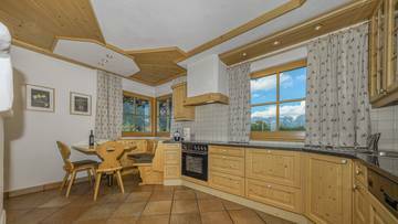 Thumbnail von Großzügiges Landhaus mit Horn- und Kaiserblick