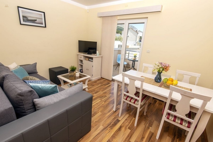 Thumbnail von Apartmenthaus mit 13 Wohneinheiten, Region Split