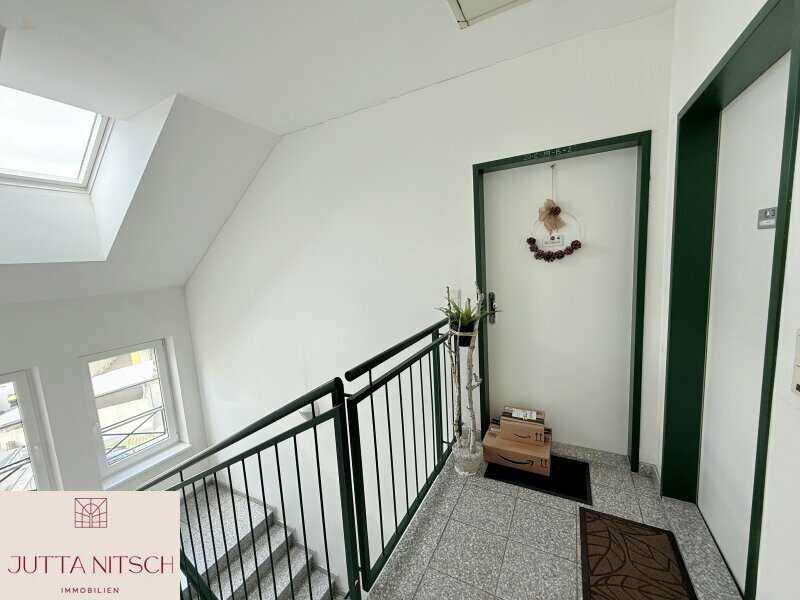 Thumbnail von Gemütliche 2-Zimmerterrassenwohnung mit Tiefgarenplatz - Leobersdorf