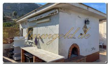 Thumbnail von Casa mit tollem Fernblick auf das Meer, Palermo gleich neben an, antike Möbel dürfen nicht fehlen