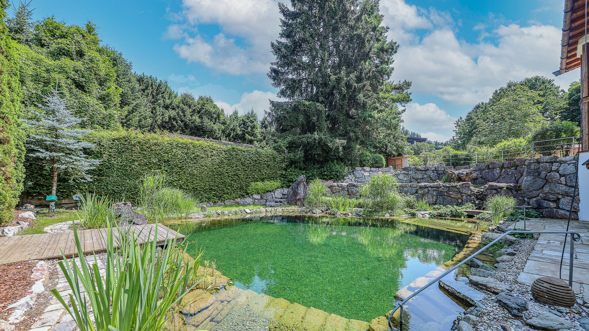 Thumbnail von Freizeitwohnsitz in prominenter Toplage auf der Bichlalm