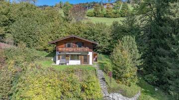 Thumbnail von Pozemek s platným stavebním povolením na luxusní rekreační vilu