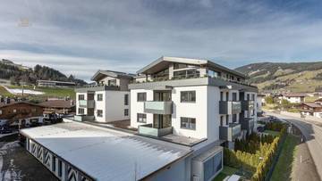 Thumbnail von Exkluzivní kancelář v prestižní lokalitě s bytem pro provozovatele