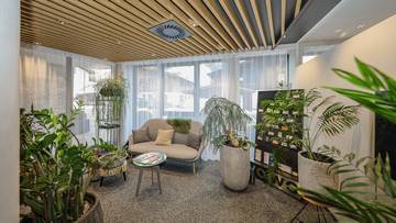 Thumbnail von Exkluzivní kancelář v prestižní lokalitě s bytem pro provozovatele