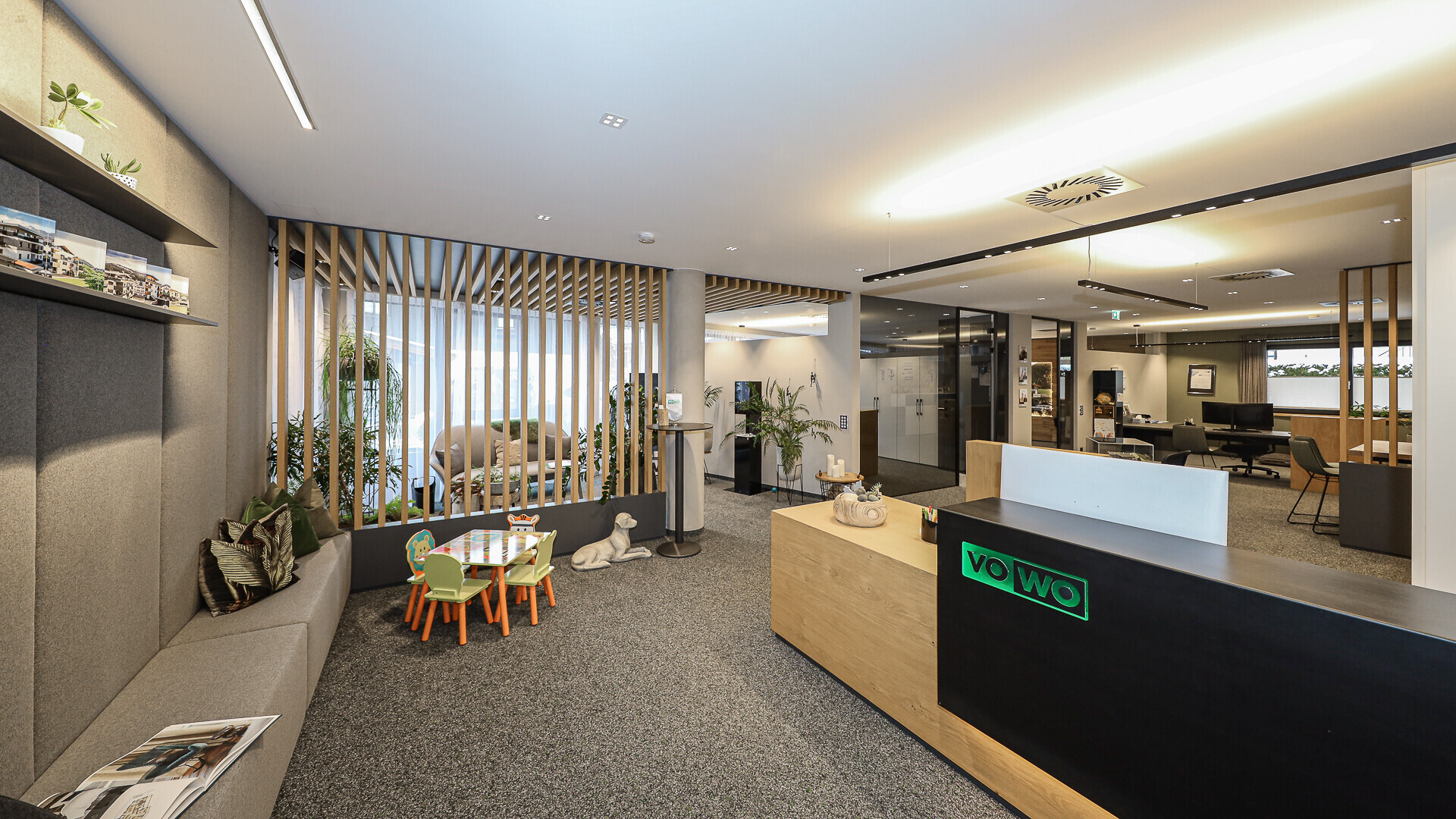 Exkluzivní kancelář v prestižní lokalitě s bytem pro provozovatele