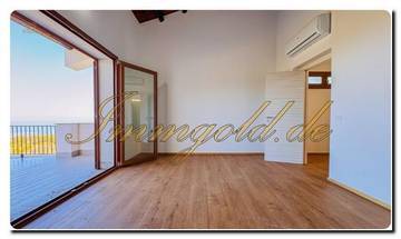 Thumbnail von Nowoczesny, elegancki bliźniak z panoramicznym widokiem na morze, tarasem i możliwością dodania basenu.