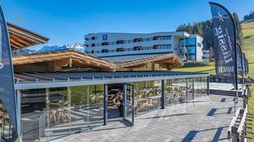 Thumbnail von Skihütte & Gastgewerbebetrieb mit exklusiver Wohnmöglichkeit