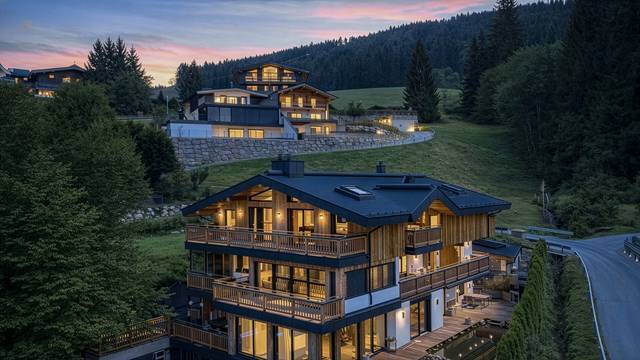 Luxus-Penthouse mit Panoramablick in sonniger Top-Ruhelage