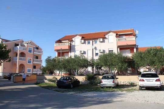 Wohnung in der zweiten Reihe zum Meer