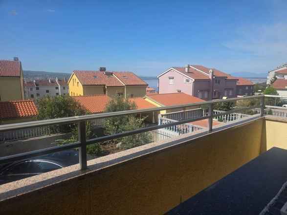 Erdgeschosswohnung und sep. Studio
