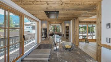 Thumbnail von Luxuswohnung mit Pool in zentraler Toplage