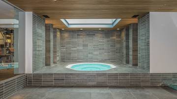 Thumbnail von Luxuswohnung mit Pool in zentraler Toplage