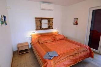 Thumbnail von Wohnung mit Community-Pool und Meerblick