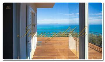 Thumbnail von Schicke, elegante, beeindruckende Villa mit Pool und tollem Panorama-Blick in Capo d’Orlando hält nach Ihrer Übernahme Ausschau.