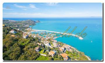 Thumbnail von Schicke, elegante, beeindruckende Villa mit Pool und tollem Panorama-Blick in Capo d’Orlando hält nach Ihrer Übernahme Ausschau.