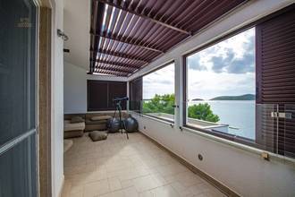 Thumbnail von Modernes Haus direkt am Meer, Region Rogoznica