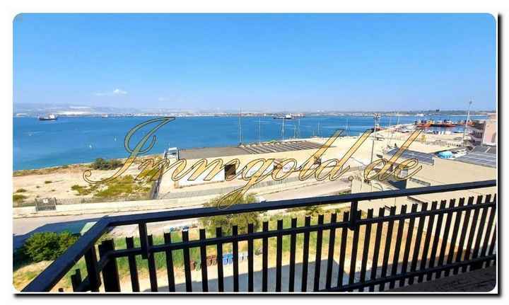 Immogold Sizilien, aparte Wohnung mit tollem Panorama Meerblick in Augusta