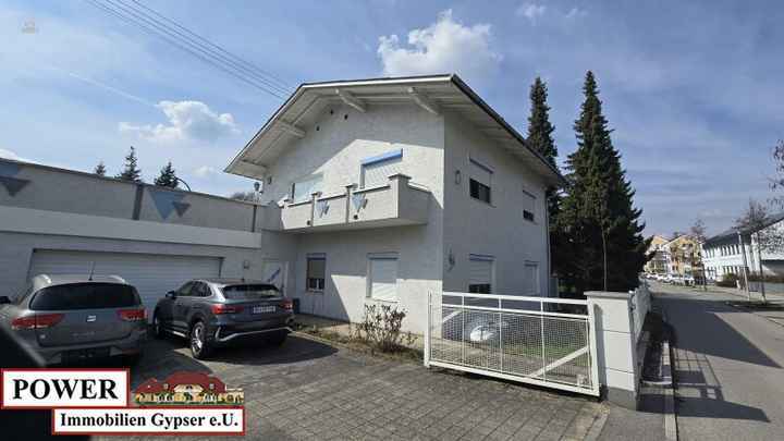Einfamilienhaus in zentraler Ruhelage Ihr neues Zuhause !
