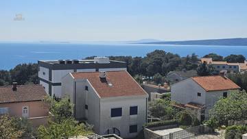 Thumbnail von Modernes Penthouse mit Dachterrasse und Panorama-Meerblick