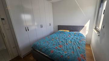 Thumbnail von Modernes Penthouse mit Dachterrasse und Panorama-Meerblick