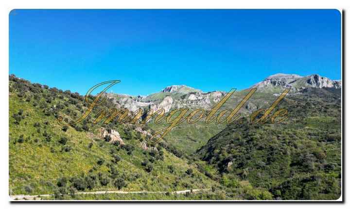 Immogold Nord-Sizilien, südlich ausgerichtetes ca. 27.000 m² großes Areal, inklusive einer erteilten Genehmigung zum Bau eines Luxus-Campingplatzes in der Nähe von Cefalù, im Naturpark Madonie.