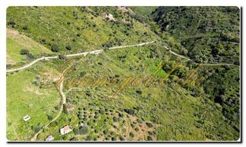 Thumbnail von Immogold Kuzey-Sicilya, güney yönünde yaklaşık 27.000 m² büyüklüğünde bir alan, Cefalù yakınlarında, Madonie Doğa Parkı'nda lüks bir kamp alanı inşası için verilen izin dahil.