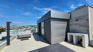 Thumbnail von Penthouse mit Dachterrasse und Meerblick