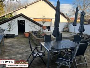 Thumbnail von Modernisiertes Zweifamilienhaus mit Garage und großzügiger Halle!