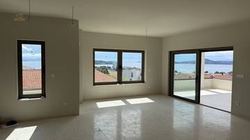 Thumbnail von Moderne Neubauwohnung mit Panorama-Meerblick