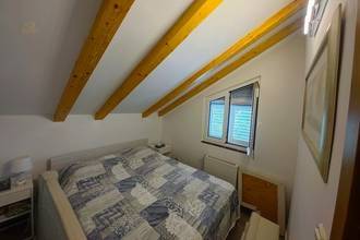Thumbnail von Haus in attraktiver Lage in der ersten Reihe zum Meer, Region Sibenik