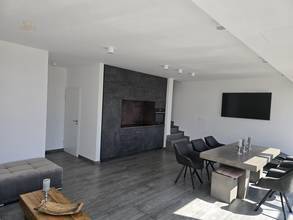 Thumbnail von Einfamilienhaus Neubau in Stadt-Randlage mit Poolvorbereitung