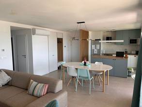 Thumbnail von Modernes Penthouse mit Dachterrasse nahe dem Meer