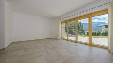 Thumbnail von Großzügiger Neubau mit Panoramablick am Fuße des Wilden Kaisers