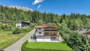 Thumbnail von Großzügiger Neubau mit Panoramablick am Fuße des Wilden Kaisers