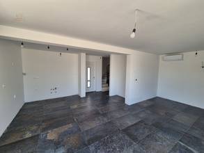 Thumbnail von Moderne Villa mit Dachterrasse nahe dem Strand
